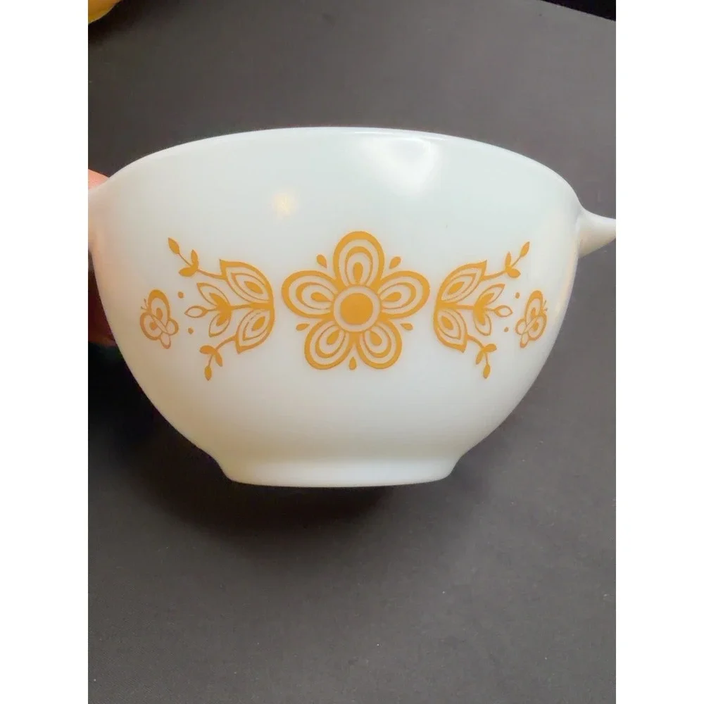 Vintage Pyrex Butterfly Gold Cinderella Bowls 441 442 444 Set of 3